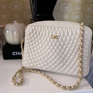 Vintage baige purse with gold chain